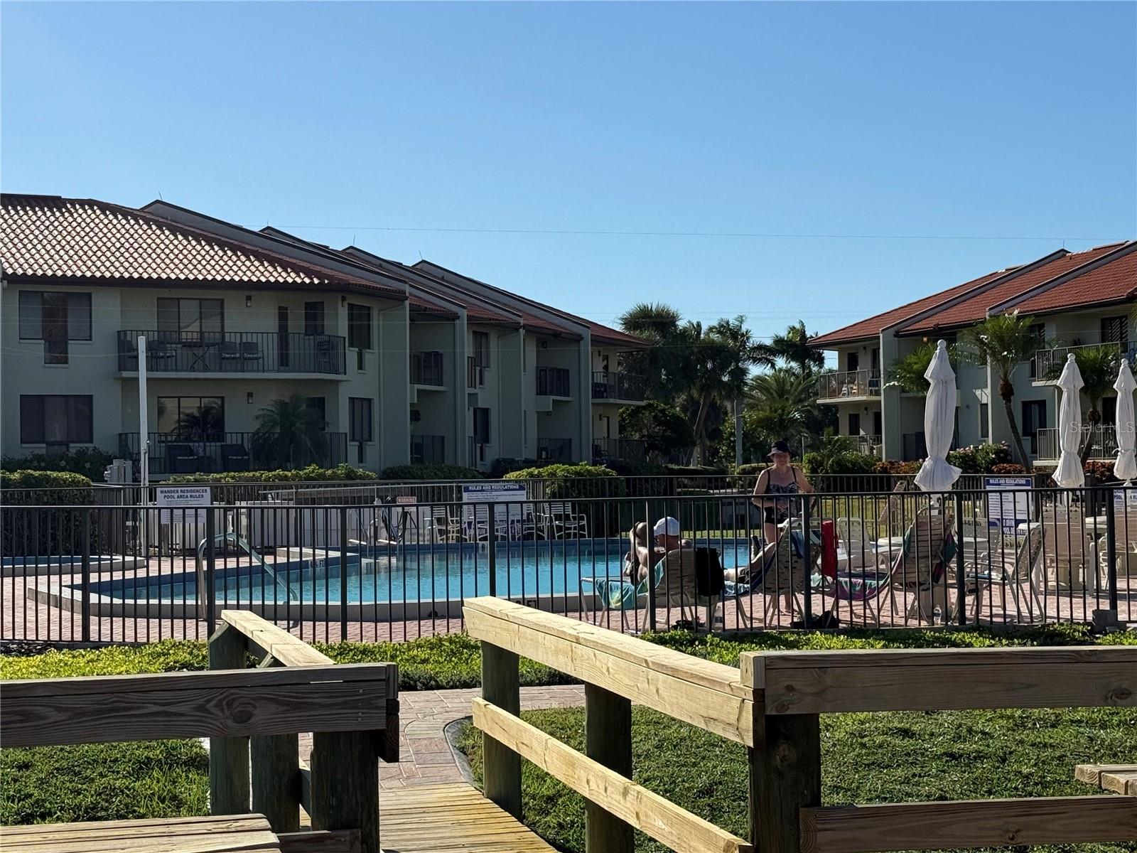 WANDER RESIDENCES OF TIERRA VERDE - Residential Lease