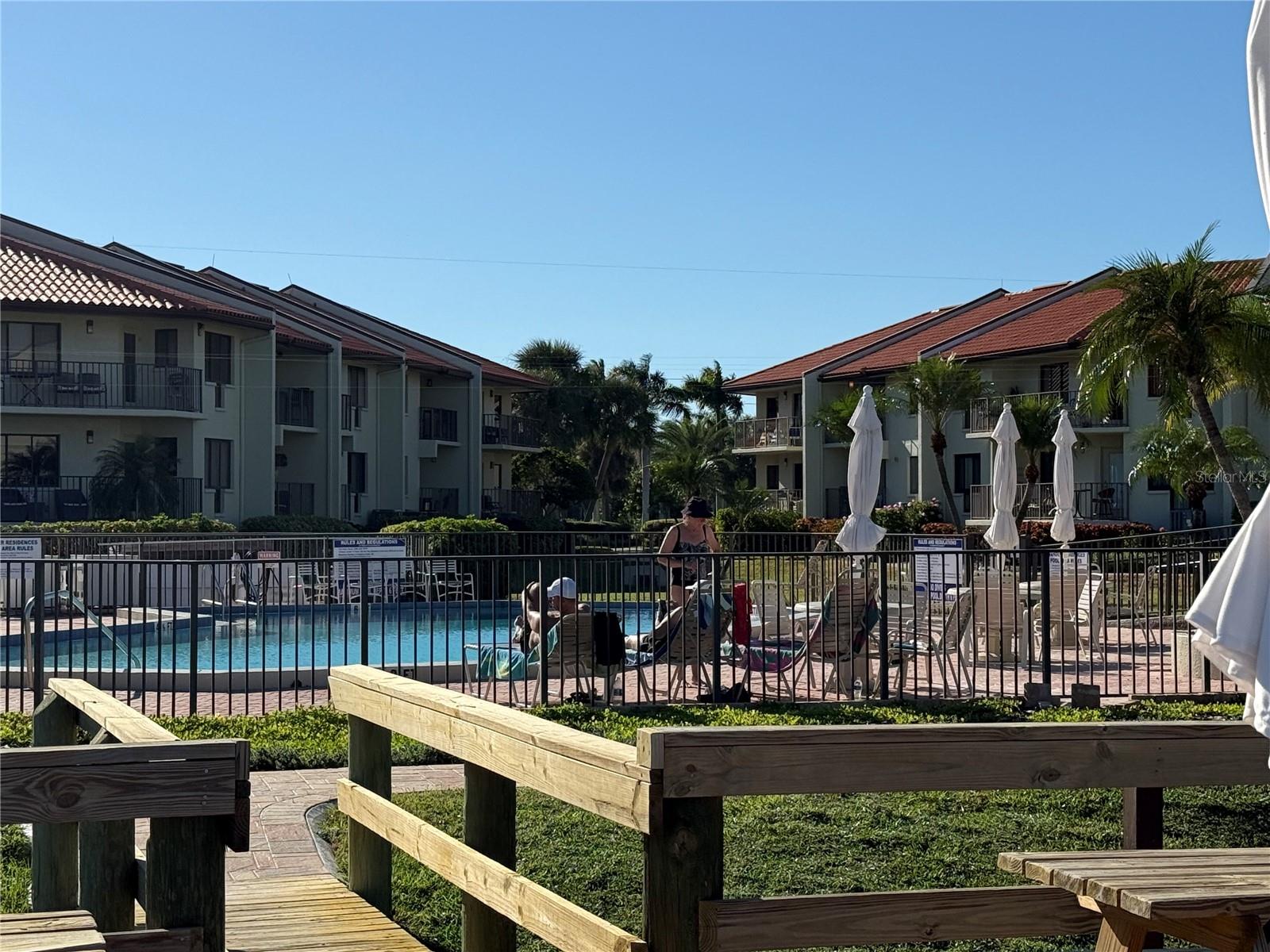 WANDER RESIDENCES OF TIERRA VERDE - Residential Lease