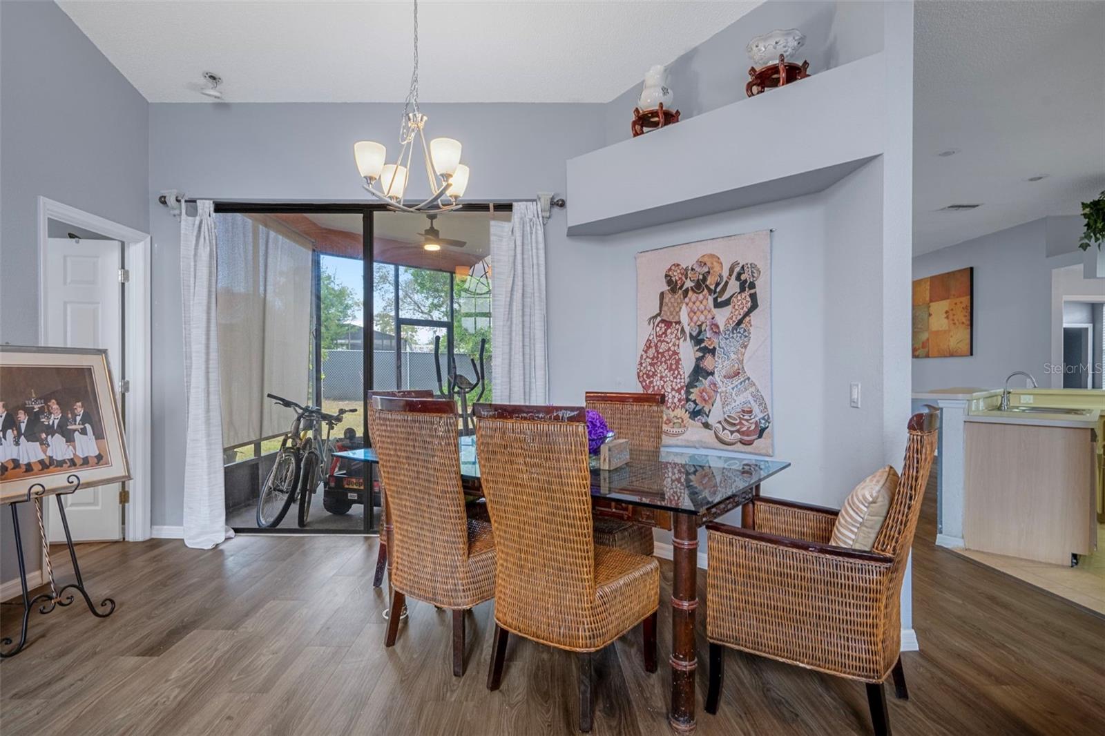 REGENCY OAKS - Residential