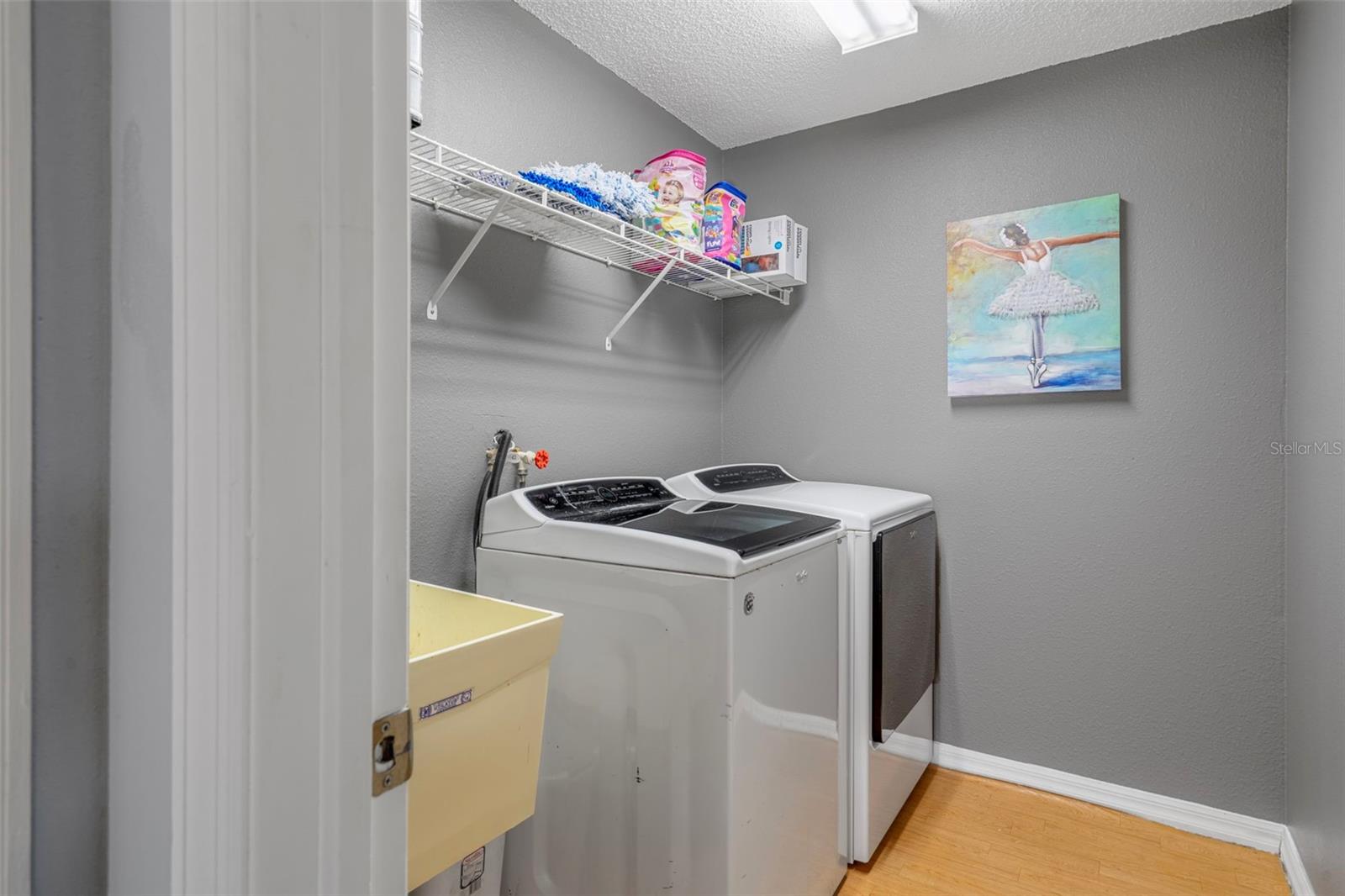 REGENCY OAKS - Residential