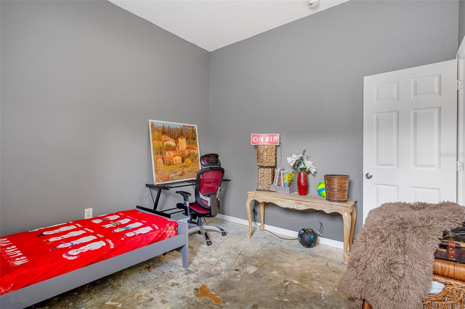 REGENCY OAKS - Residential