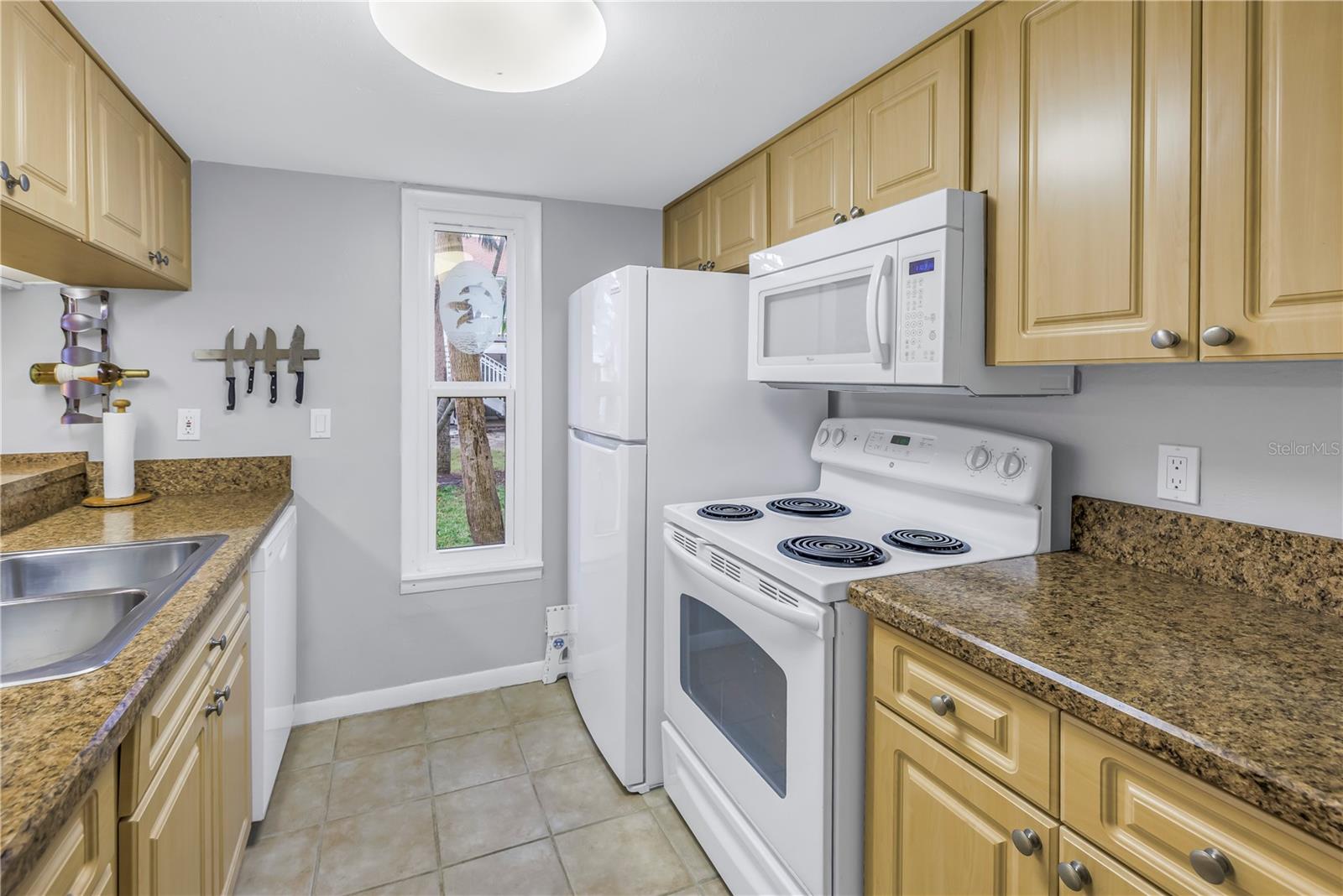 BERMUDA BAY BEACH CONDO - Residential