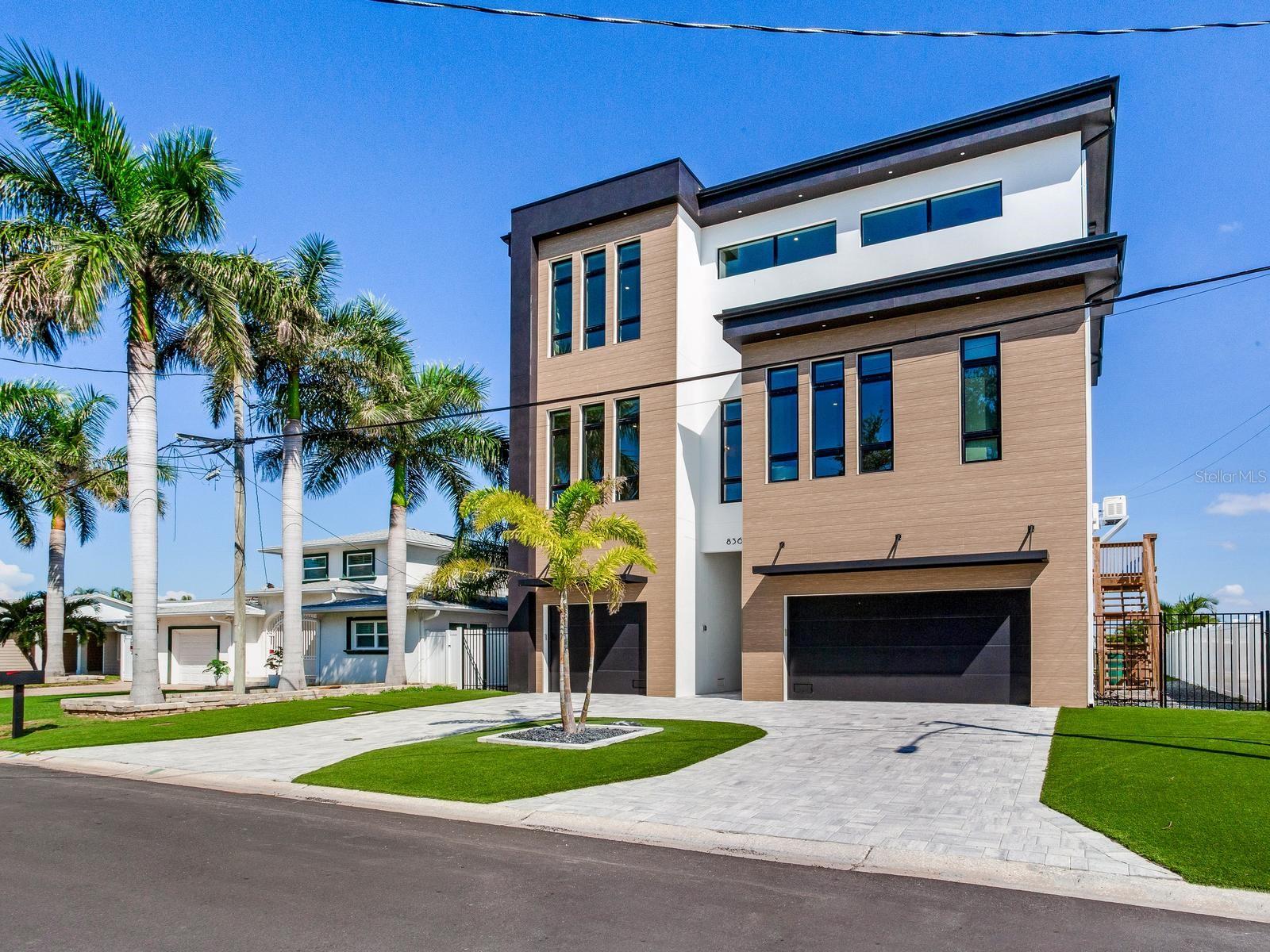 836 BAY POINT DRIVE
