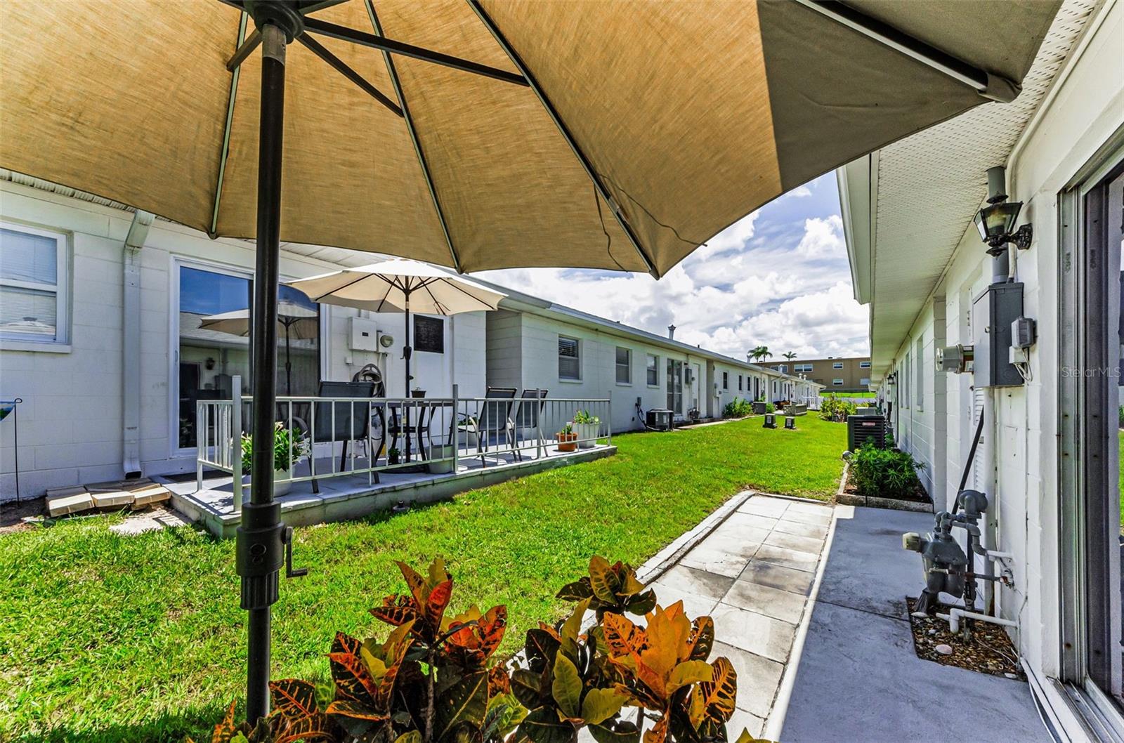 SEMINOLE HILL VILLAS - Residential