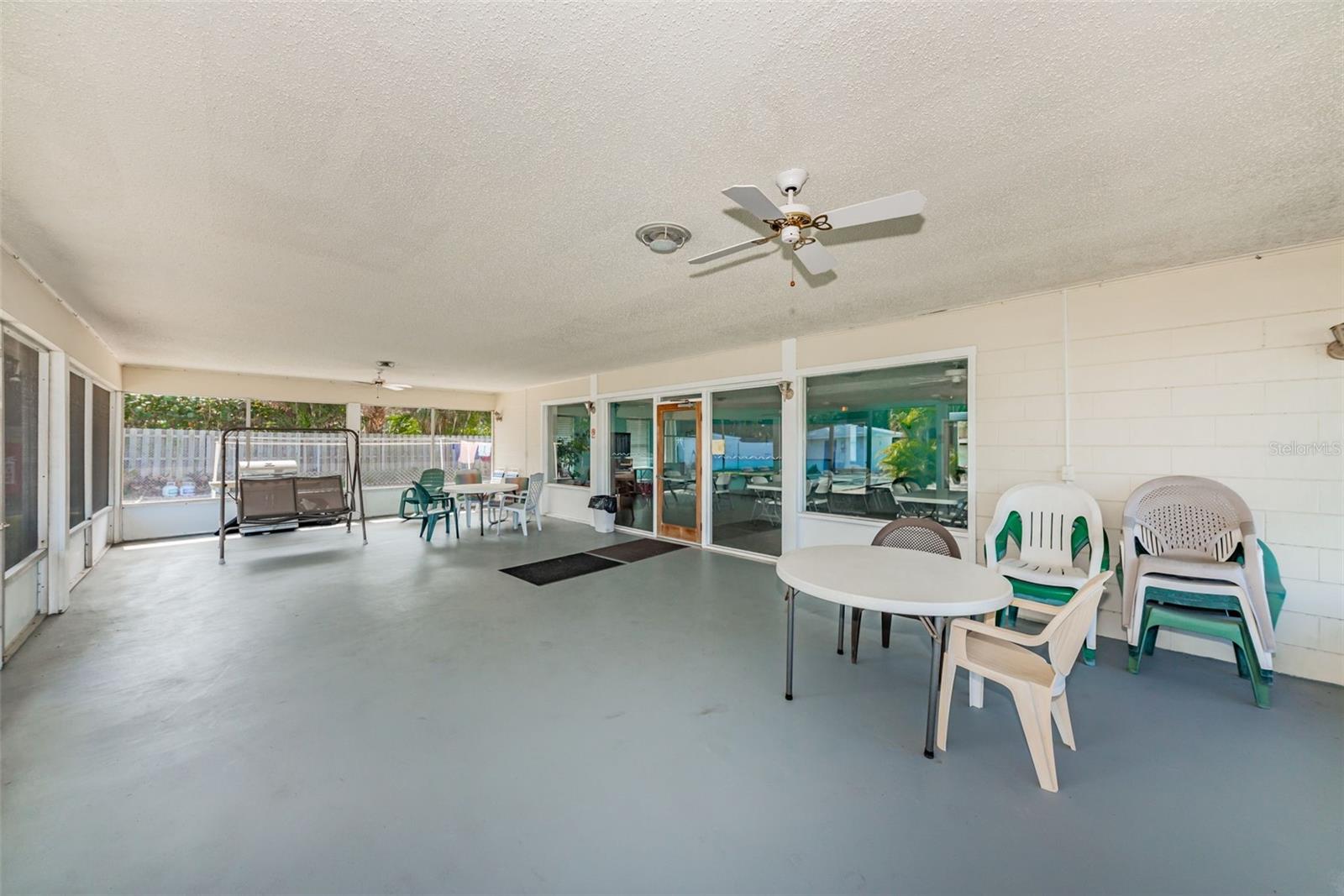 SEMINOLE HILL VILLAS - Residential