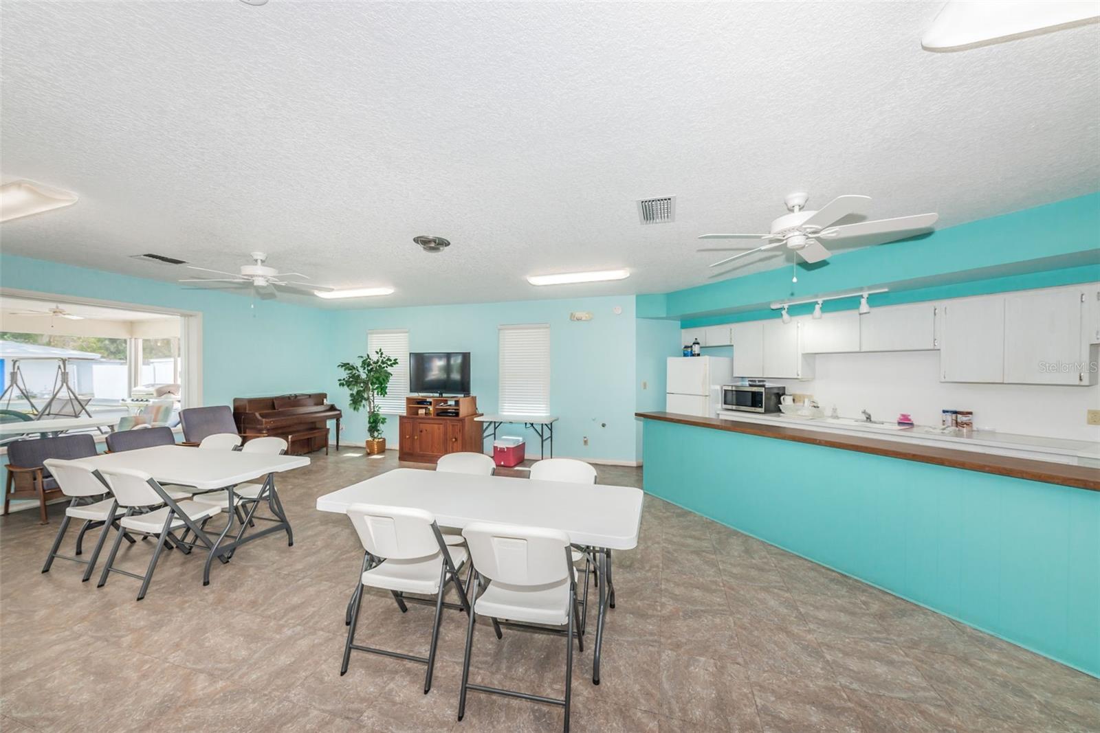 SEMINOLE HILL VILLAS - Residential