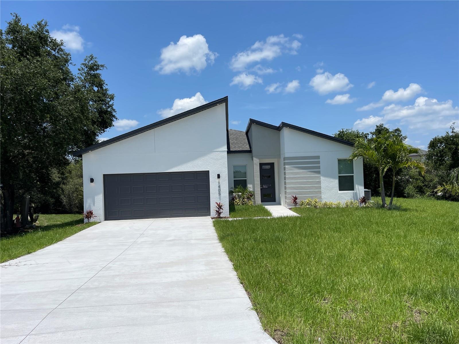Be the FIRST to live in this GORGEOUS, BRAND NEW 4BR/2BA Poinciana home! This home features an open floor plan with plenty of natural lighting and modern finishes throughout! Upgraded tile flooring throughout, NO CARPETS to worry about! The kitchen comes with an island allowing for additional prep space (perfect for bar stool seating), upgraded countertops, and all stainless steel appliances! Minutes from tons of outdoor activities! Vaulted ceiling with decorative lighting and walk-in closet in the master bedroom! Stunning tiled bathrooms! Ceiling fans in each bedroom! Cable & Internet Included!! Wildlife areas, multiple lakes, and parks nearby! Zoned for great Polk County schools! Easy access to the 17 & 27! This is a MAGNIFICENT HOME! You will not be disappointed! Schedule your showing today before it's gone!!
- Basic internet and cable with Spectrum INCLUDED!
Please visit The Realty Medics website (www.therealtymedics.com) to schedule a showing and apply or give us a call!
