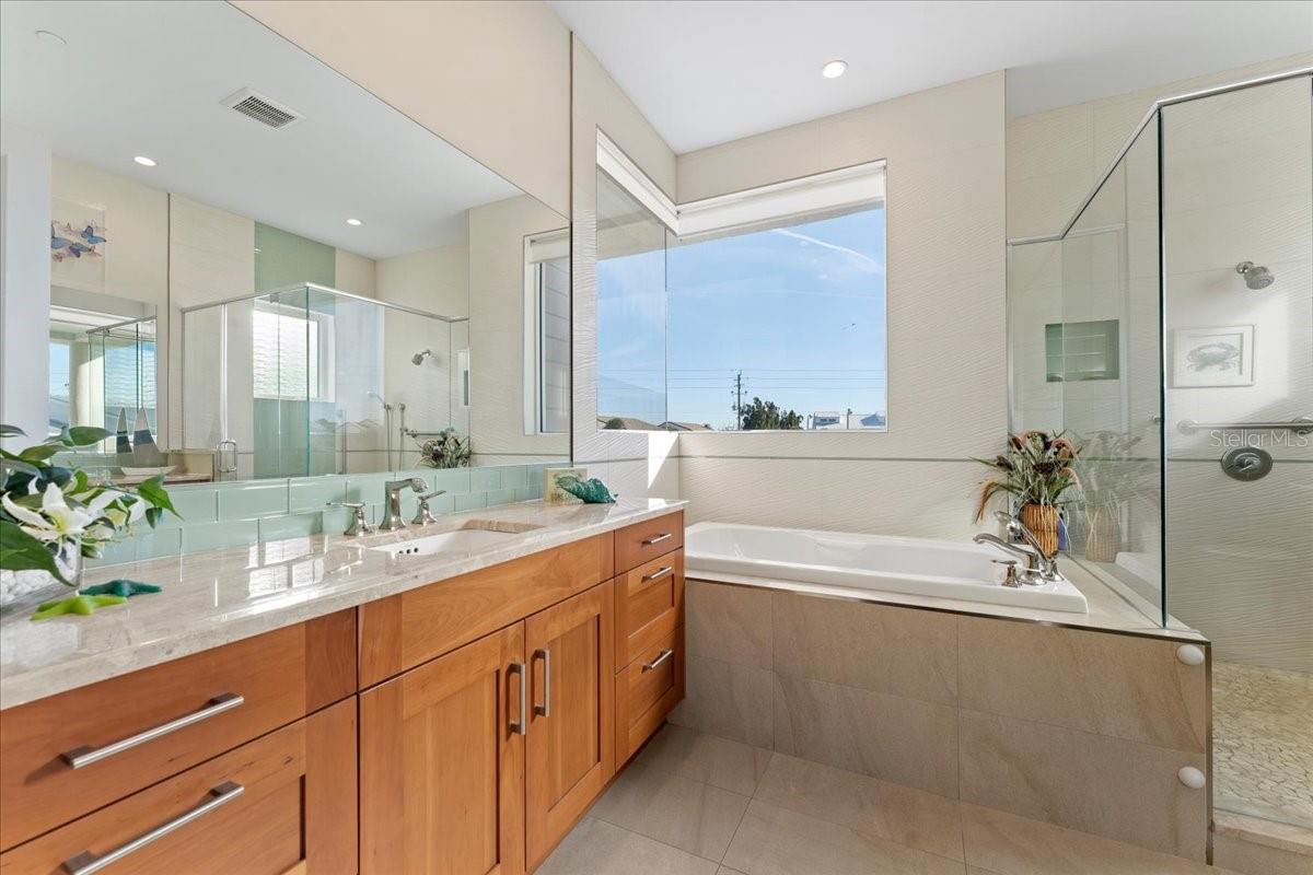 WAVES/MANASOTA KEY - Residential