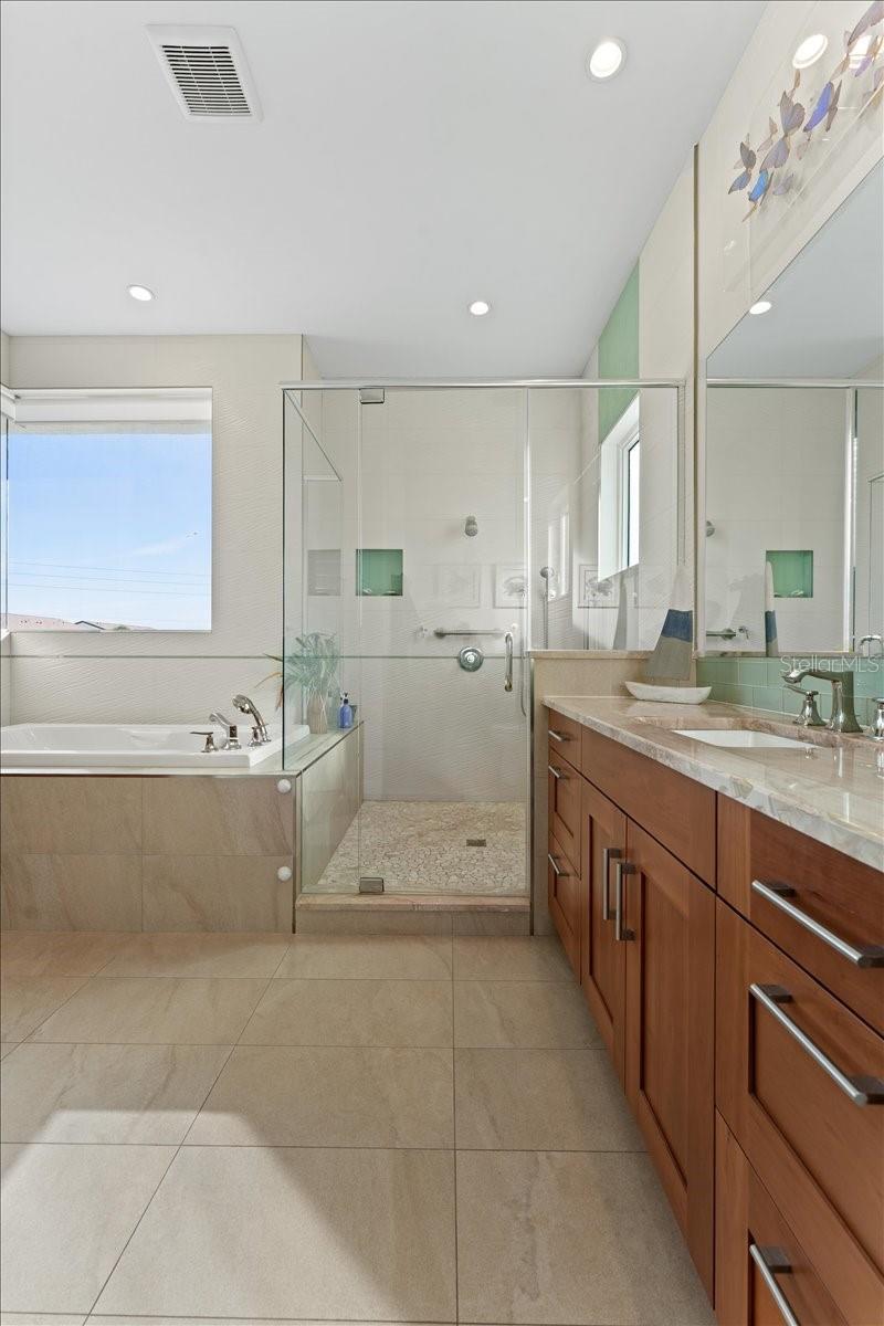 WAVES/MANASOTA KEY - Residential