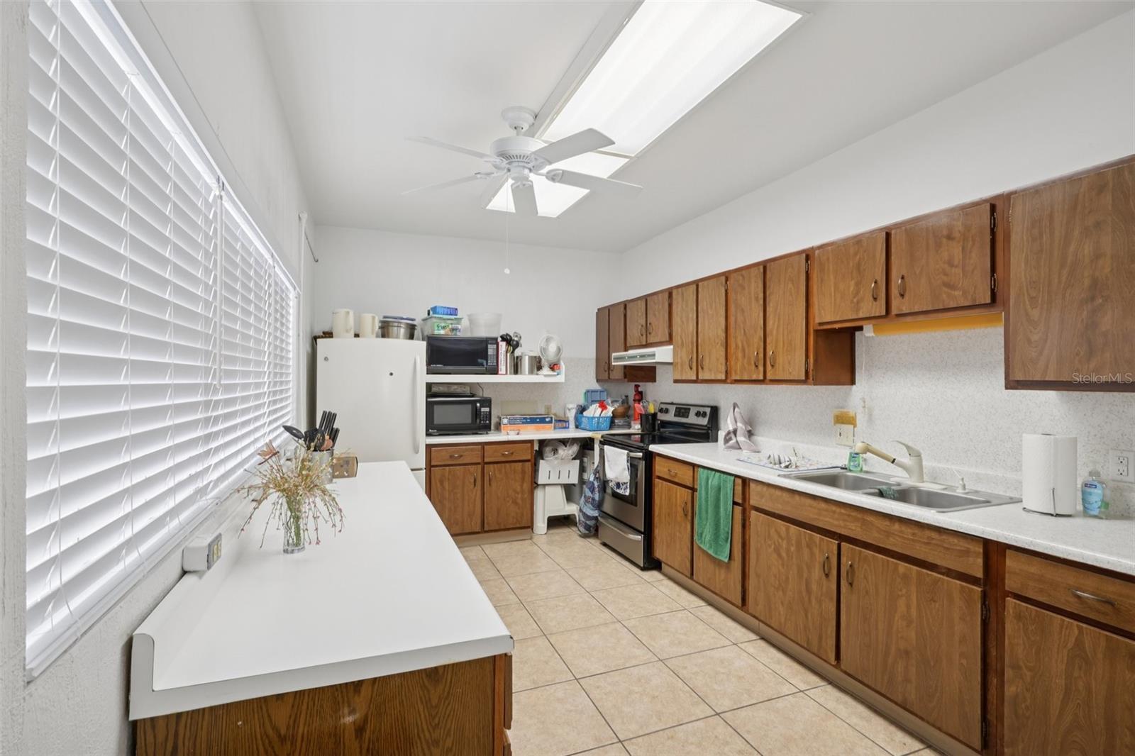 ARIANA SHORES MHP - Residential