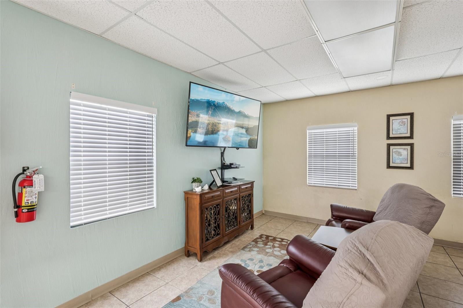 ARIANA SHORES MHP - Residential