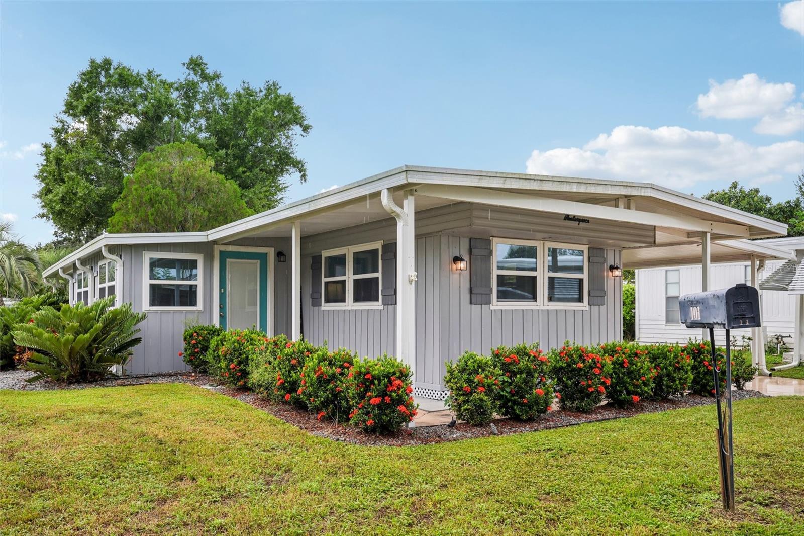 ARIANA SHORES MHP - Residential