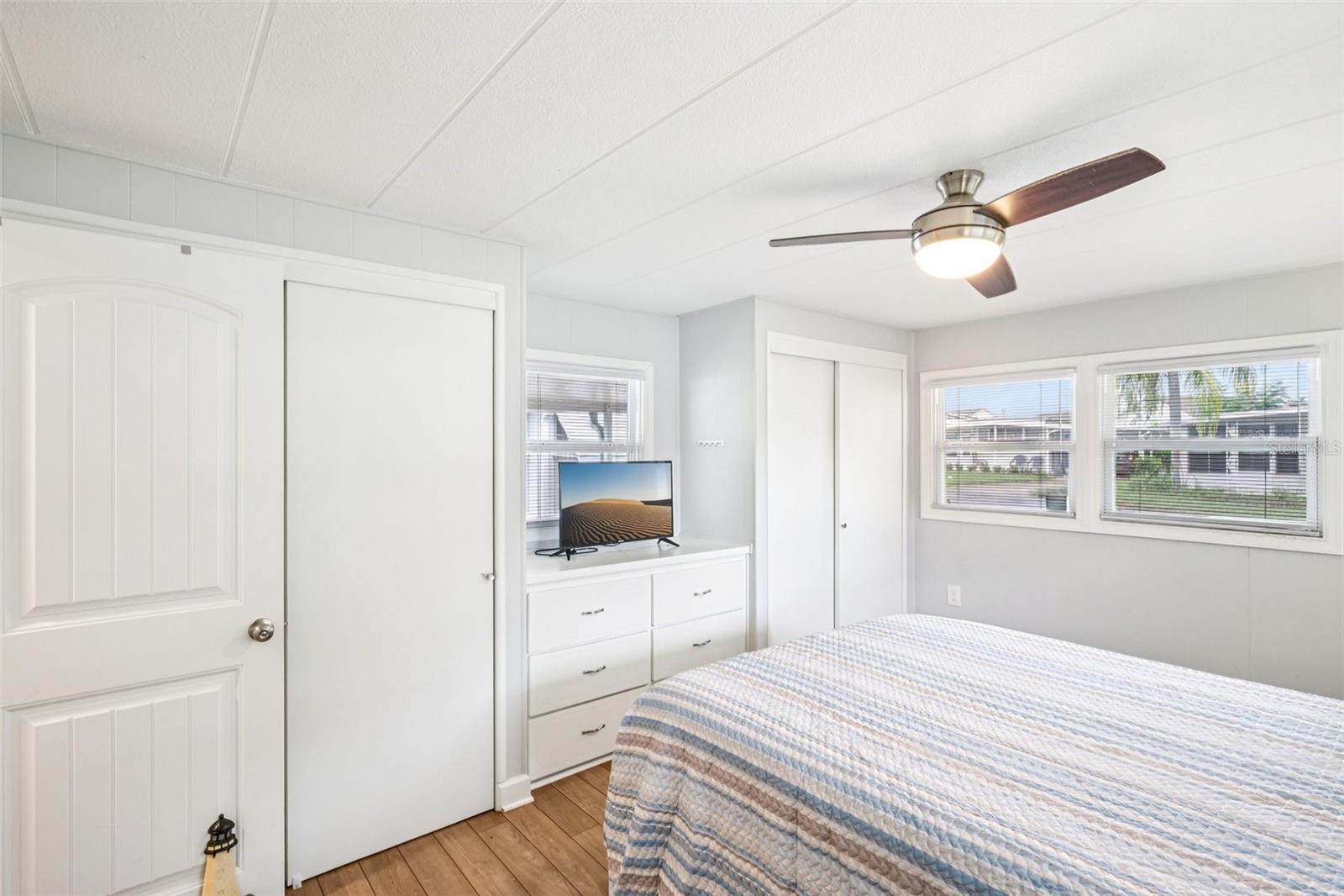 ARIANA SHORES MHP - Residential