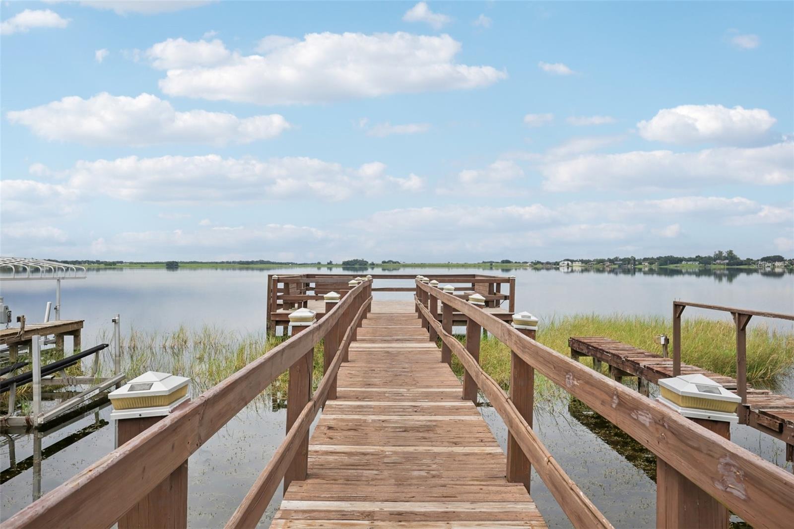 ARIANA SHORES MHP - Residential