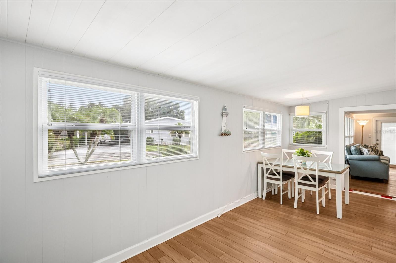 ARIANA SHORES MHP - Residential