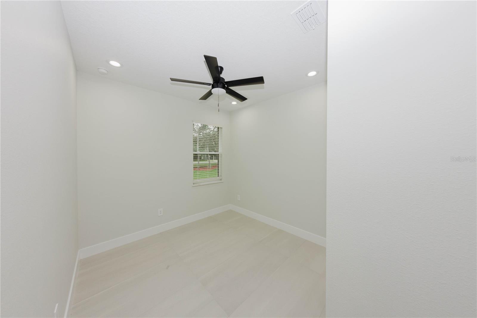 ROYAL TRAILS - Residential