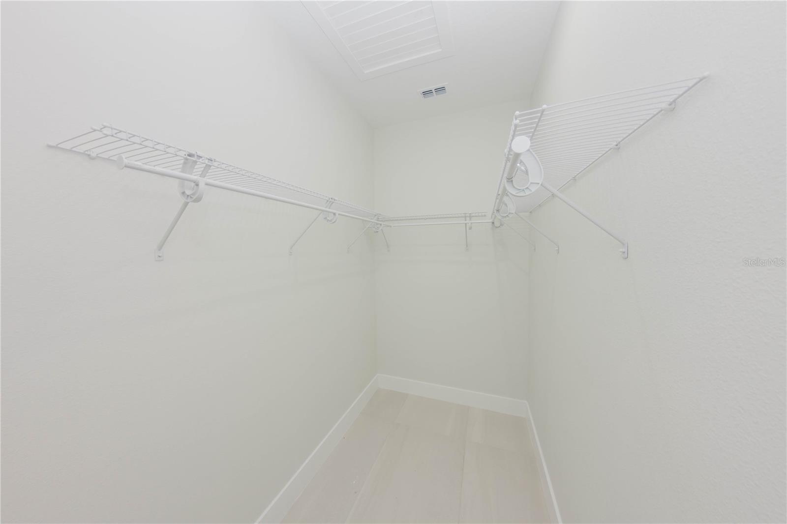 ROYAL TRAILS - Residential