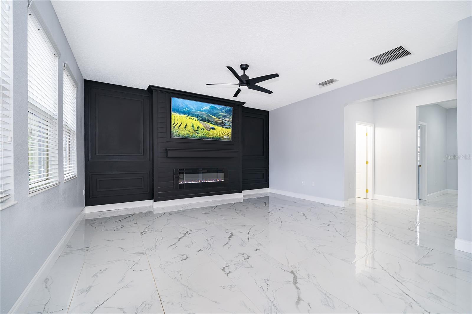 RIVIERA BELLA UN 3 - Residential