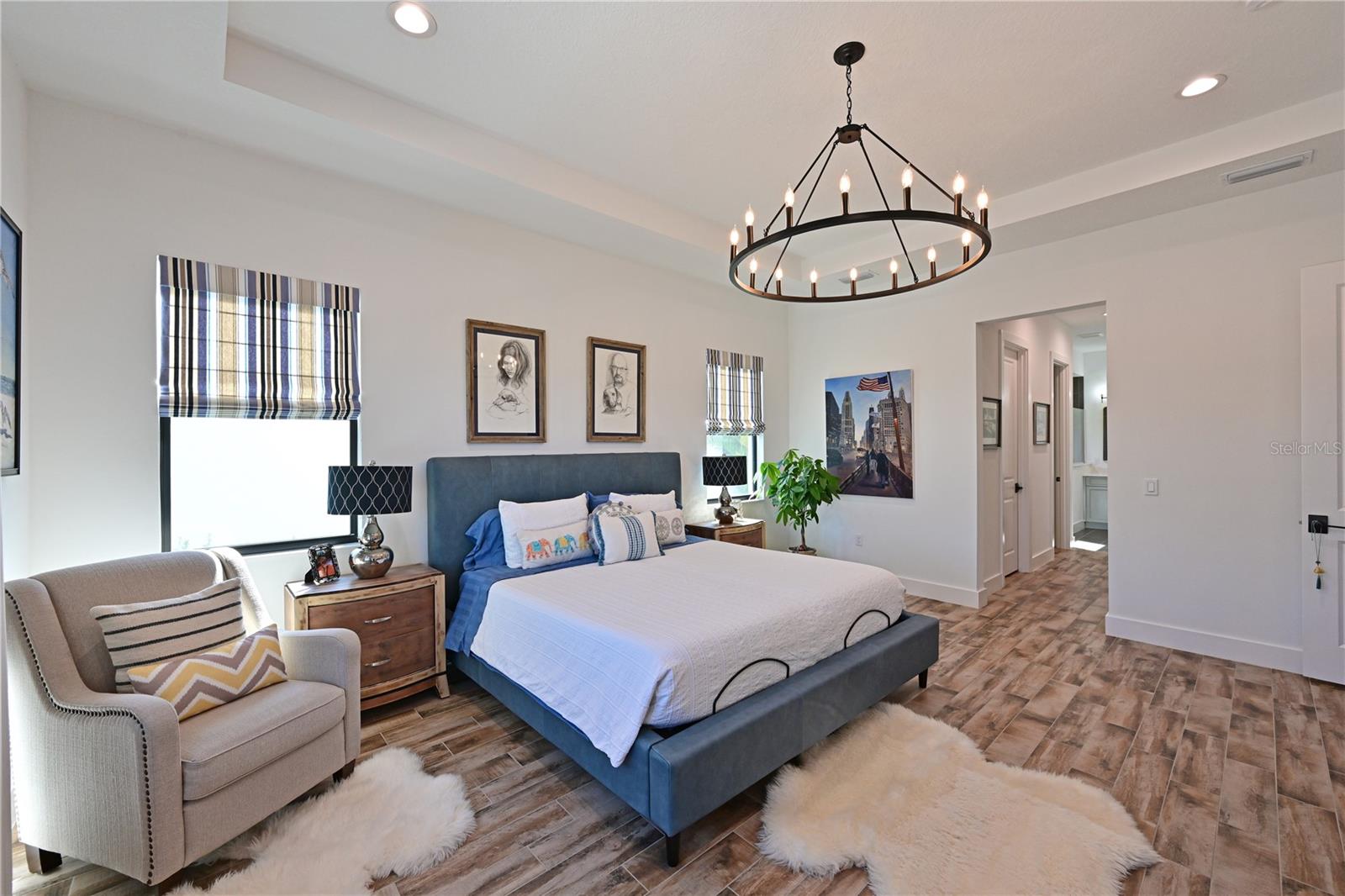 SANDHILL LAKE - Residential