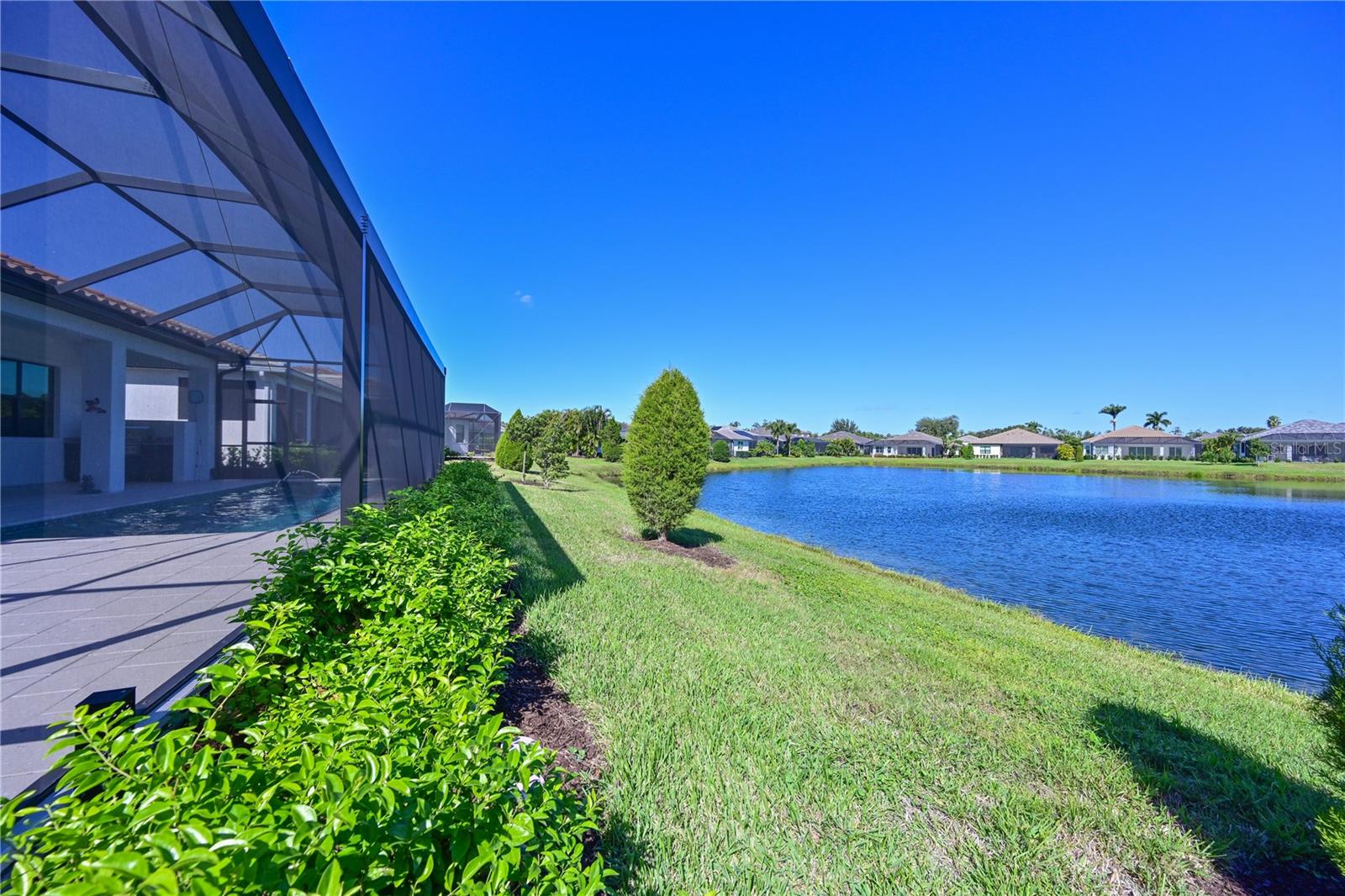 SANDHILL LAKE - Residential