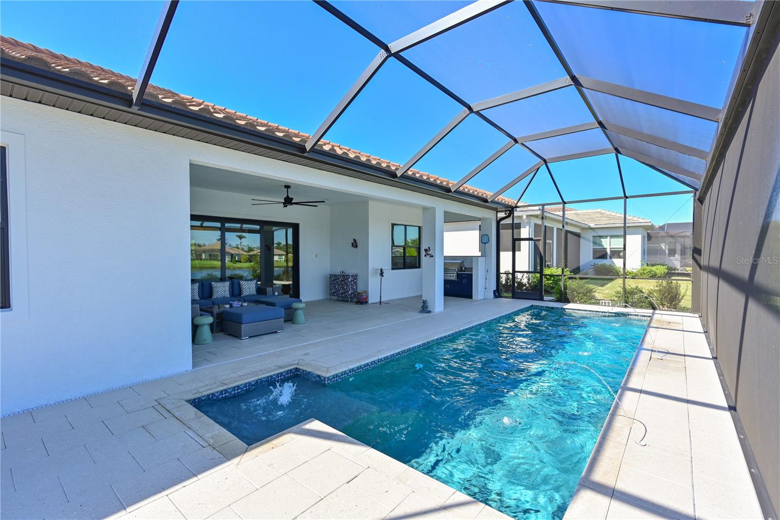 SANDHILL LAKE - Residential