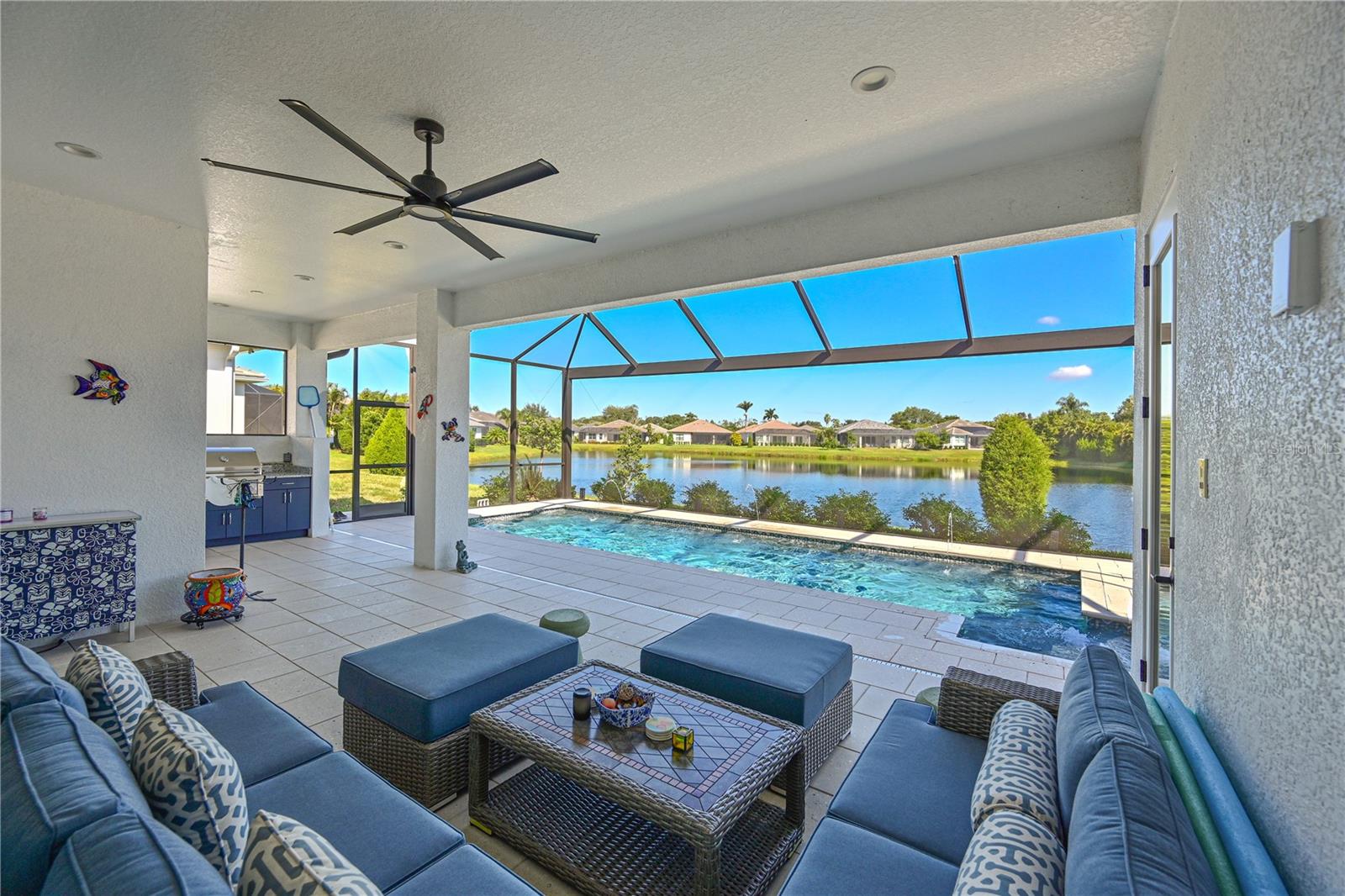 SANDHILL LAKE - Residential