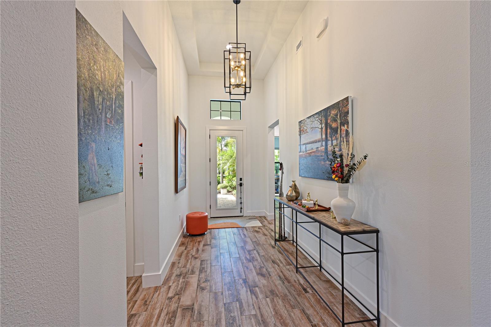 SANDHILL LAKE - Residential