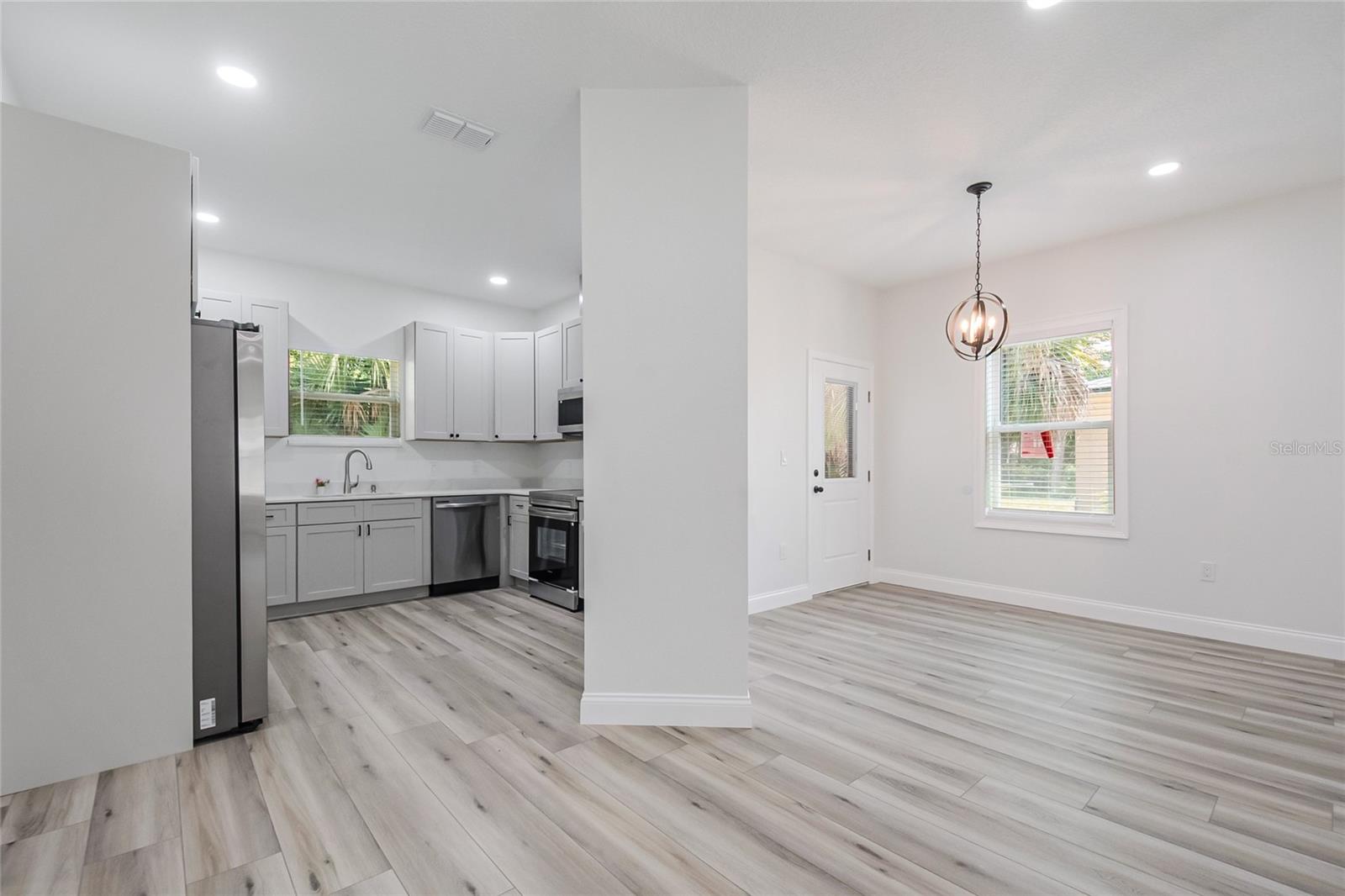 ROOSEVELT PARK - Residential