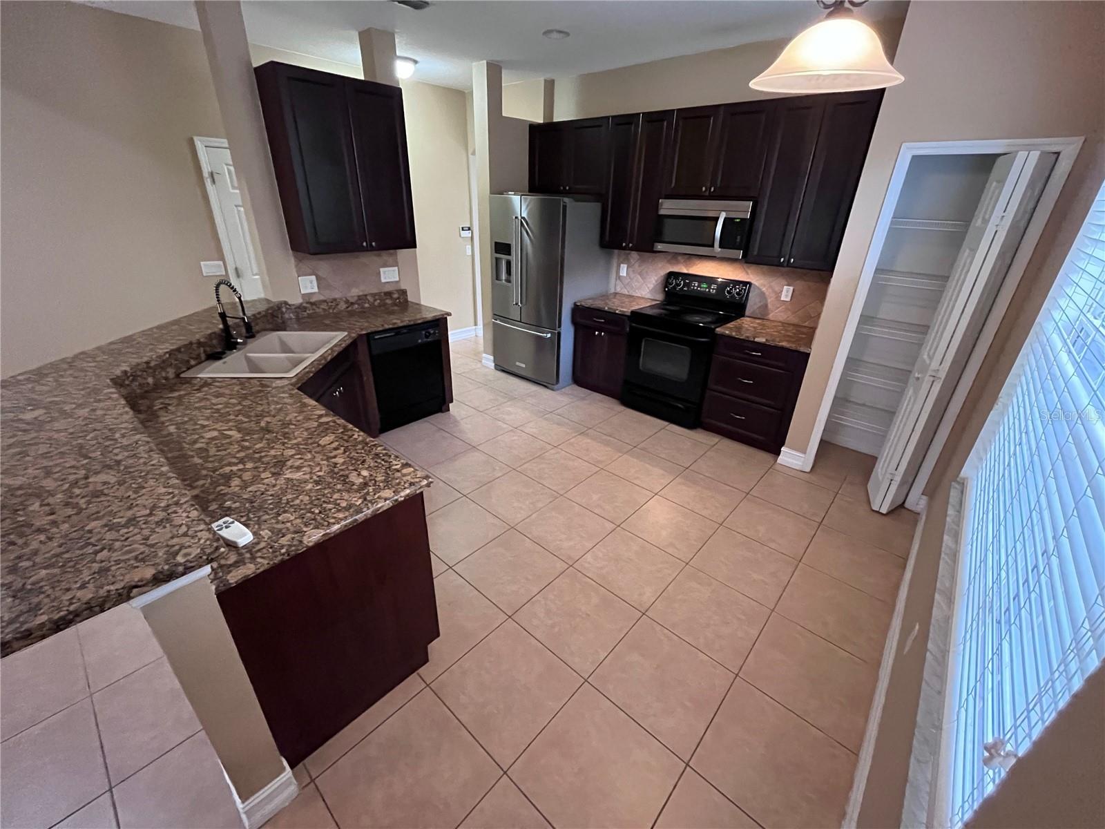 AVALON PARK SOUTH - Residential Lease