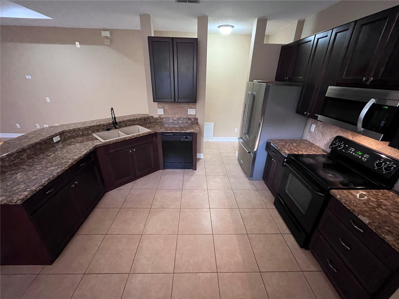 AVALON PARK SOUTH - Residential Lease