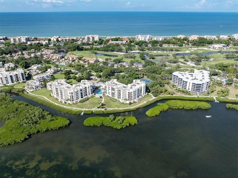 A home in LONGBOAT KEY