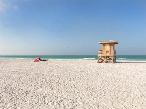 A home in LONGBOAT KEY