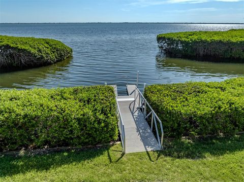 A home in LONGBOAT KEY