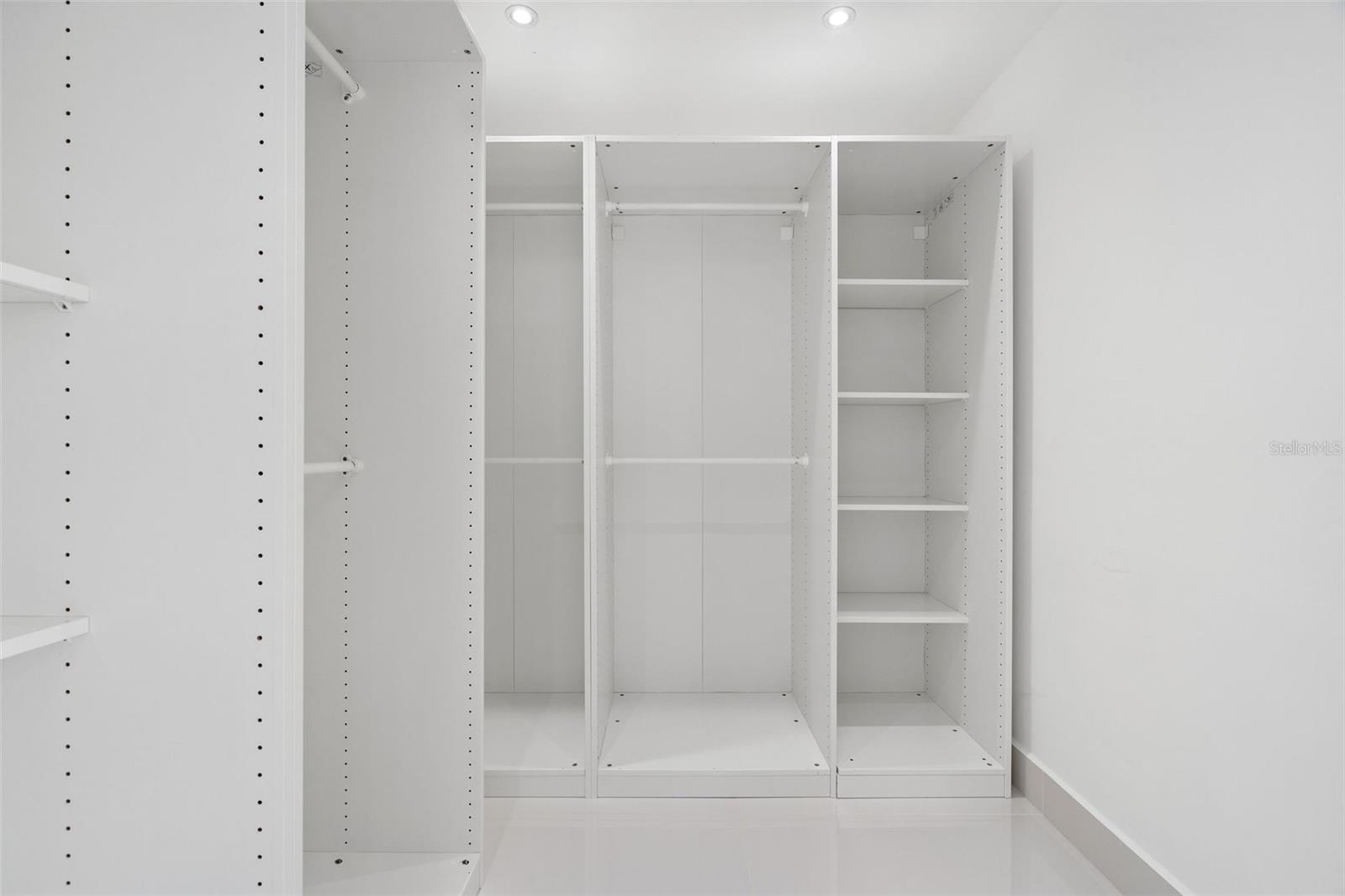 URB SABANERA - Residential