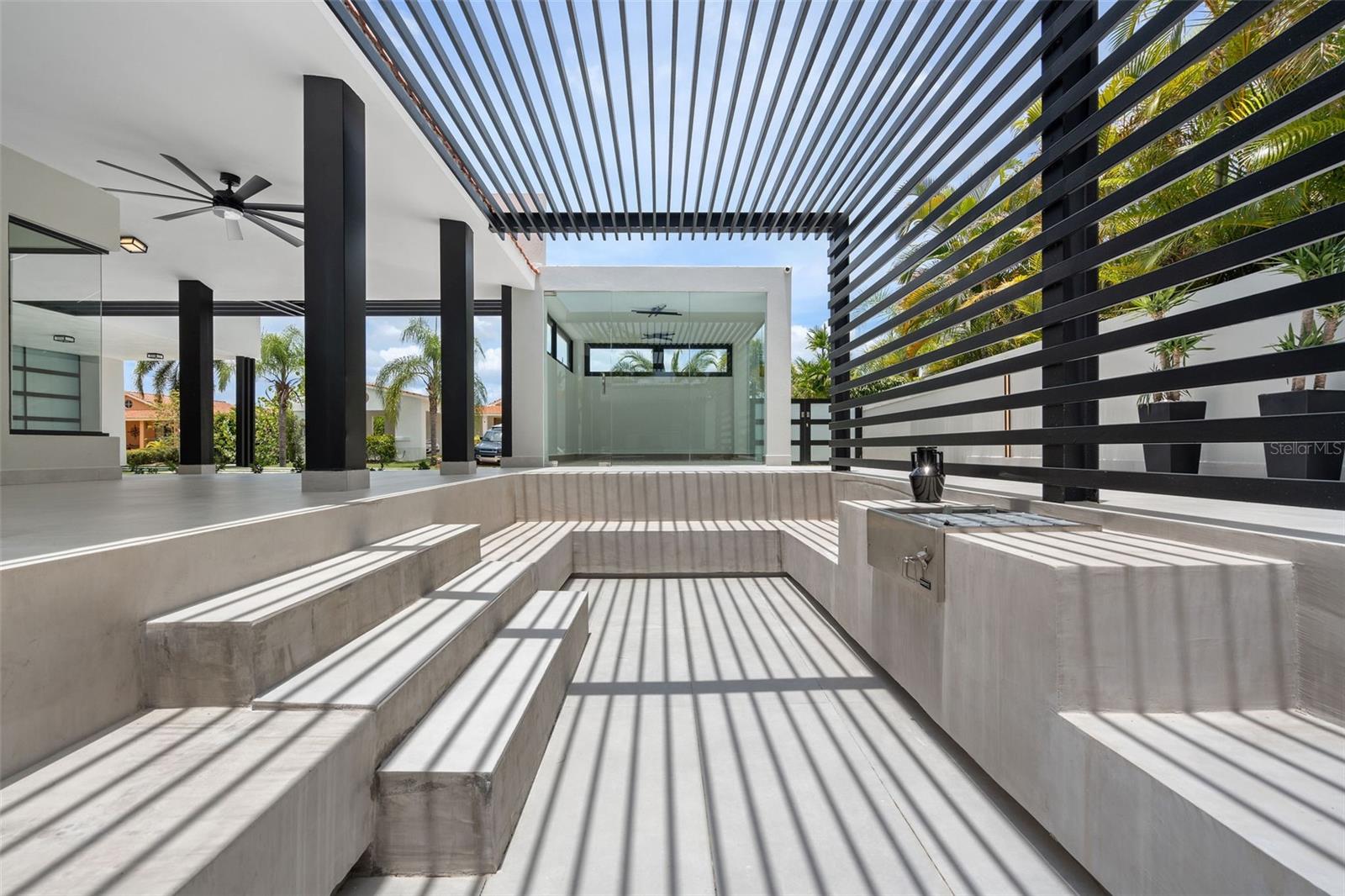 URB SABANERA - Residential