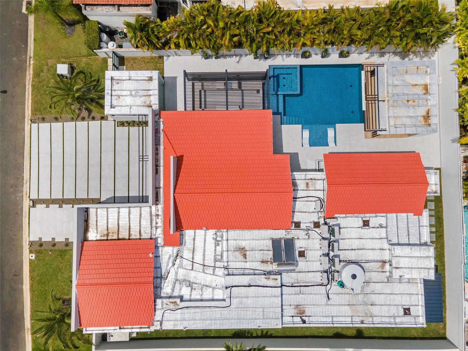 URB SABANERA - Residential