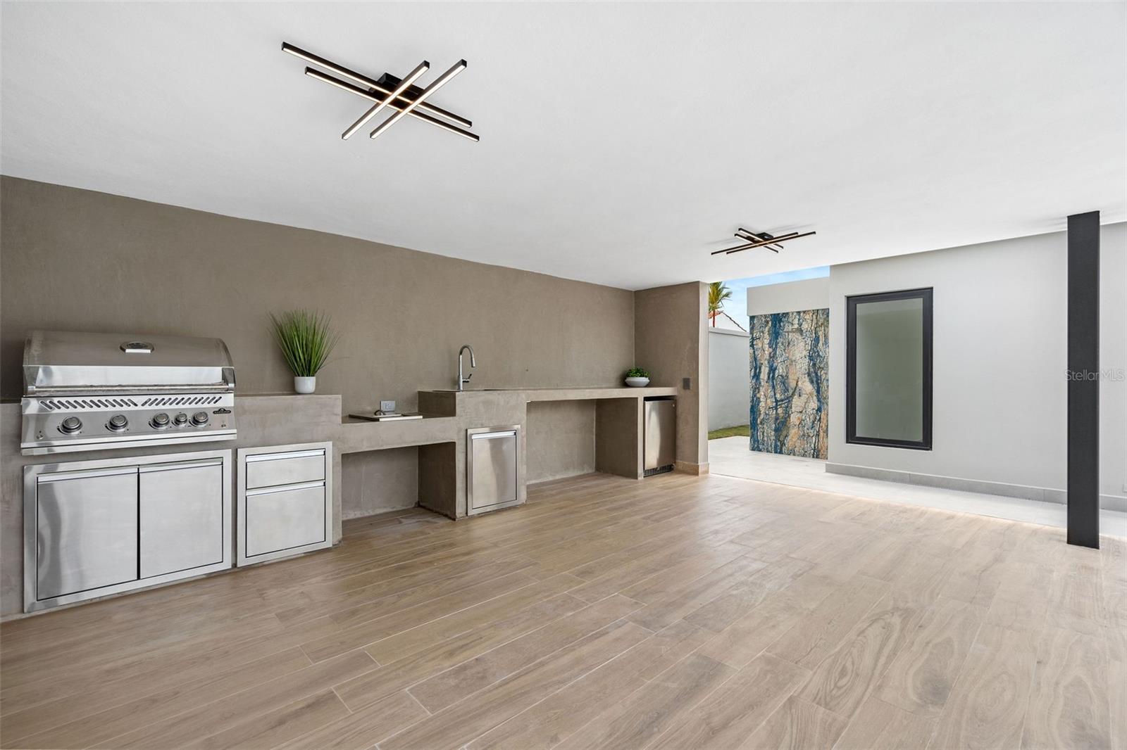 URB SABANERA - Residential