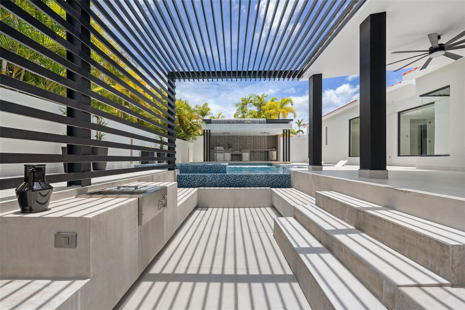 URB SABANERA - Residential