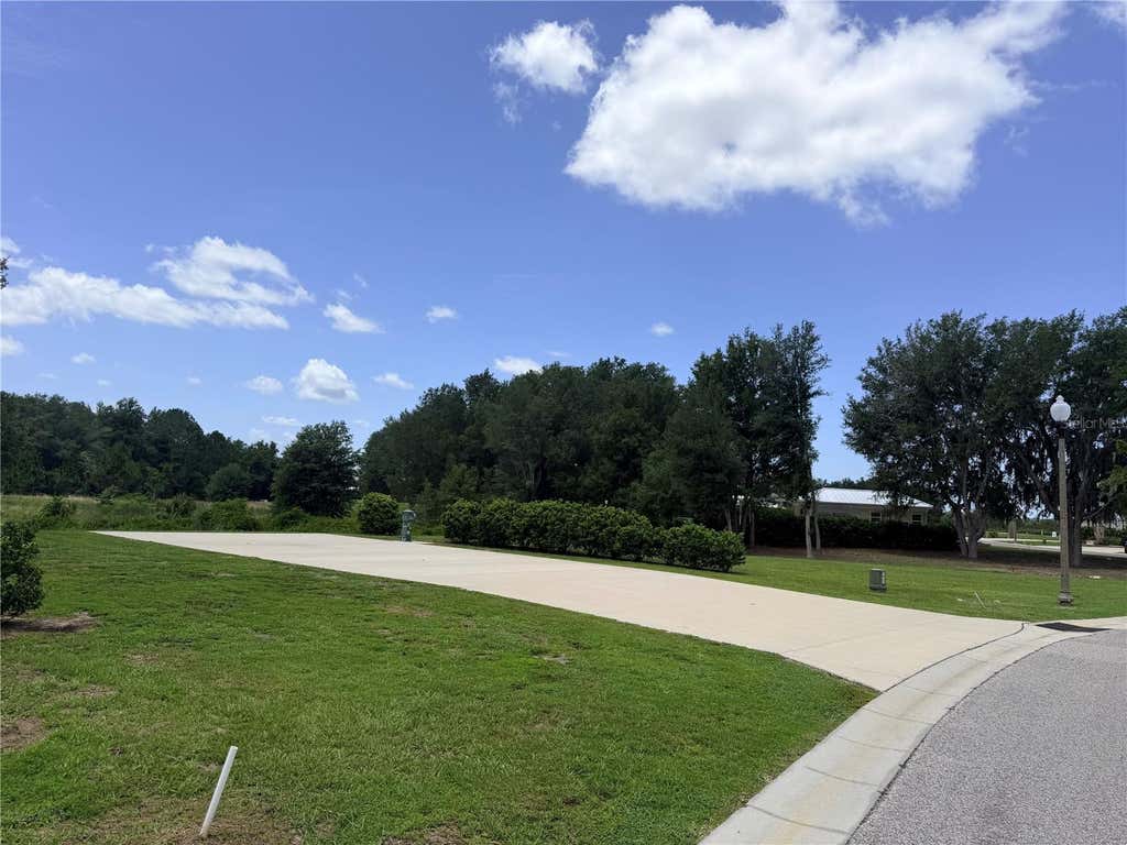 Photo of 4879 SE 92nd Boulevard, Webster, FL 33597 (MLS # G5115303)