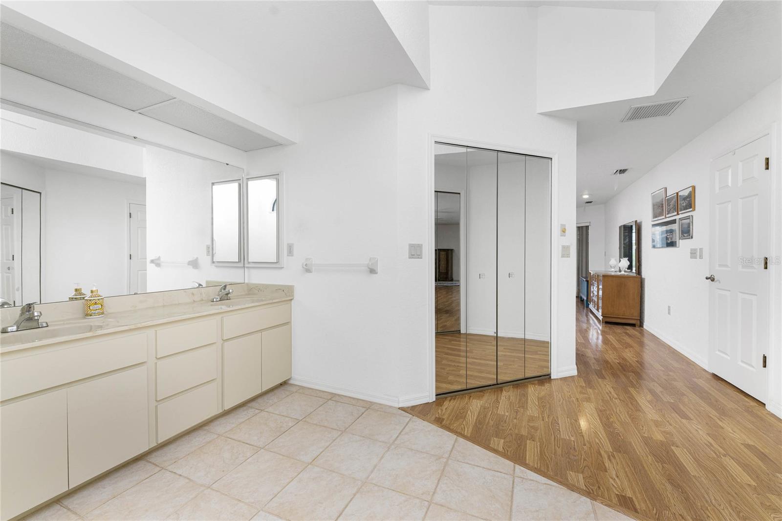 PUNTA GORDA ISLES SEC 20 - Residential