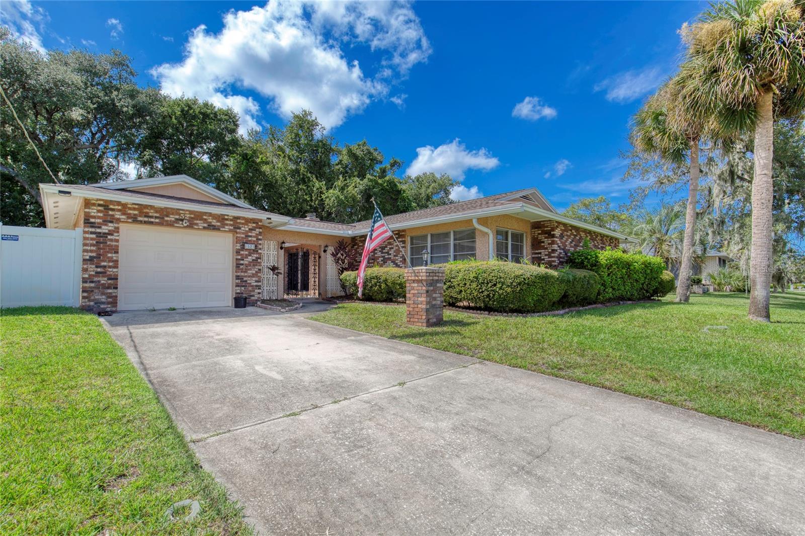 52 FLORIDA PARK DRIVE