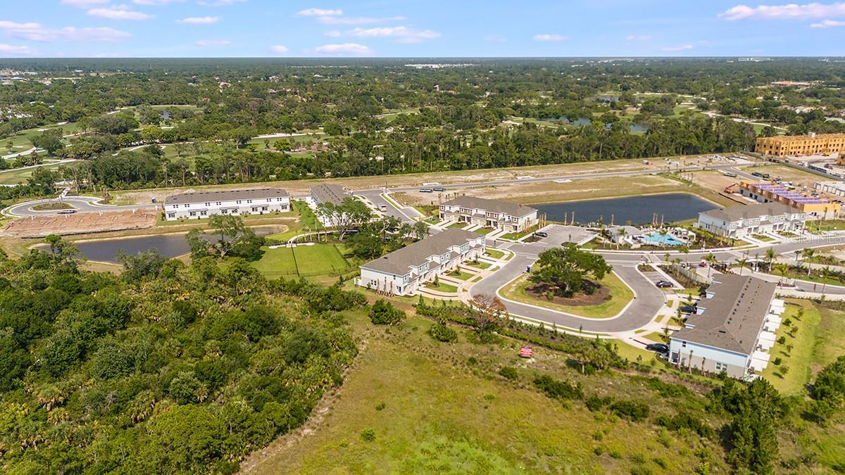 VINTERRA TOWNHOMES - Residential