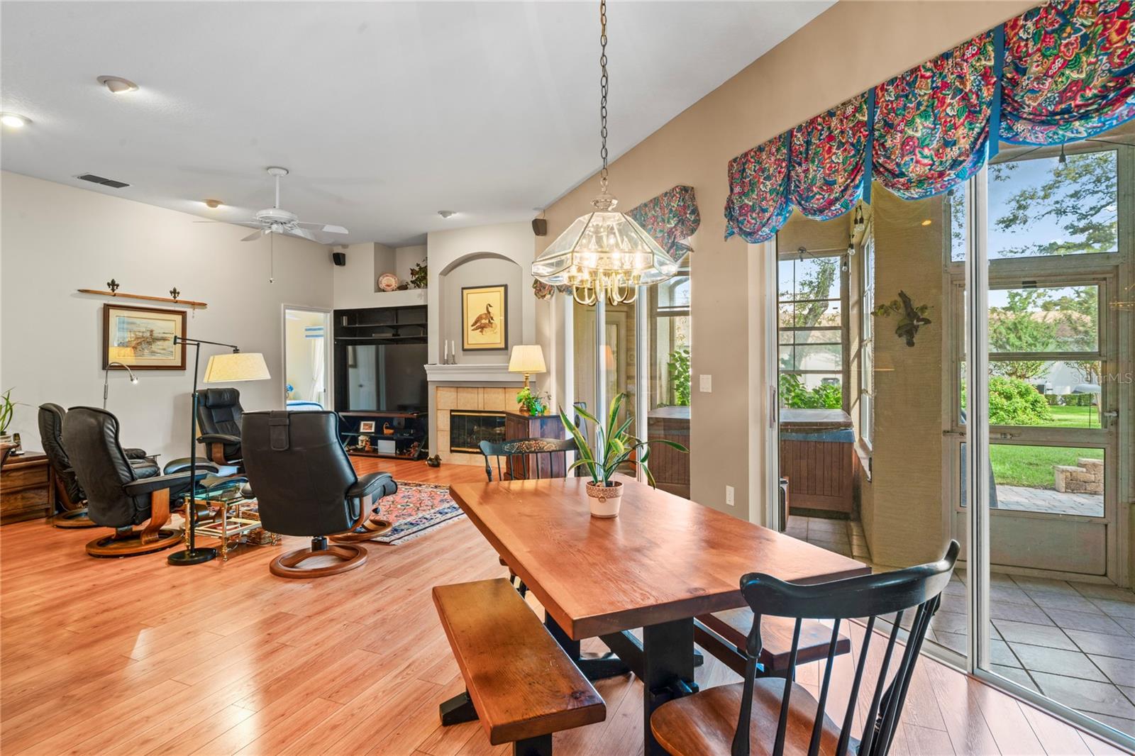 SILVERTHORN - Residential