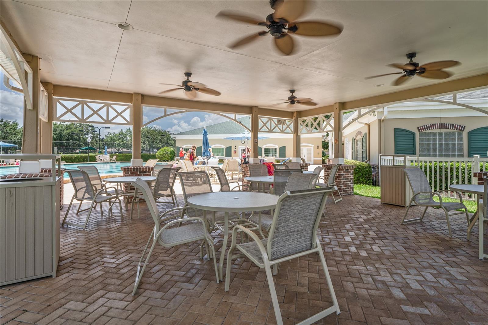 SILVERTHORN - Residential