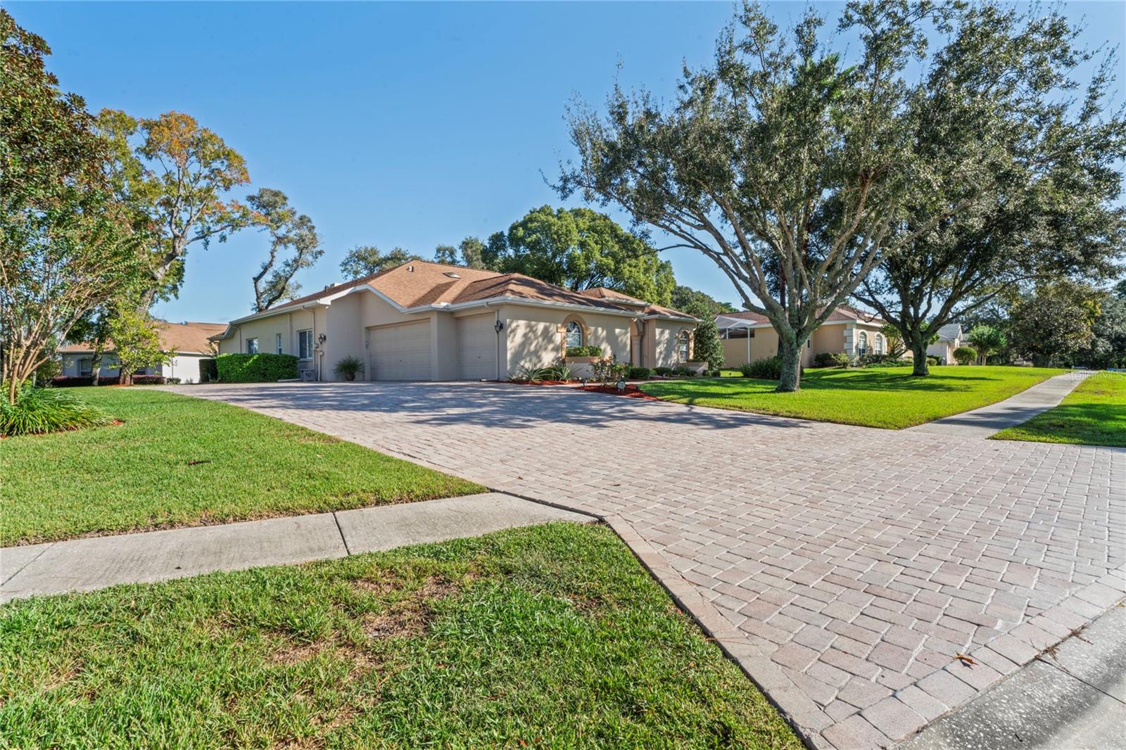 SILVERTHORN - Residential