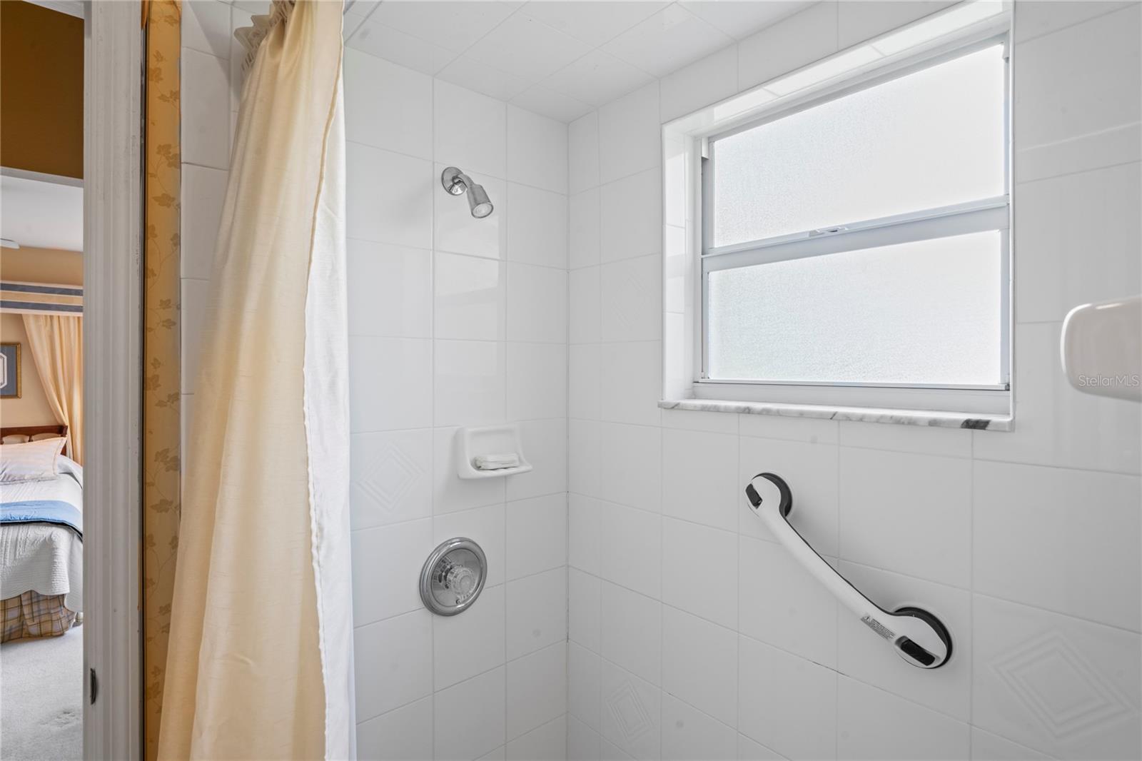 SILVERTHORN - Residential