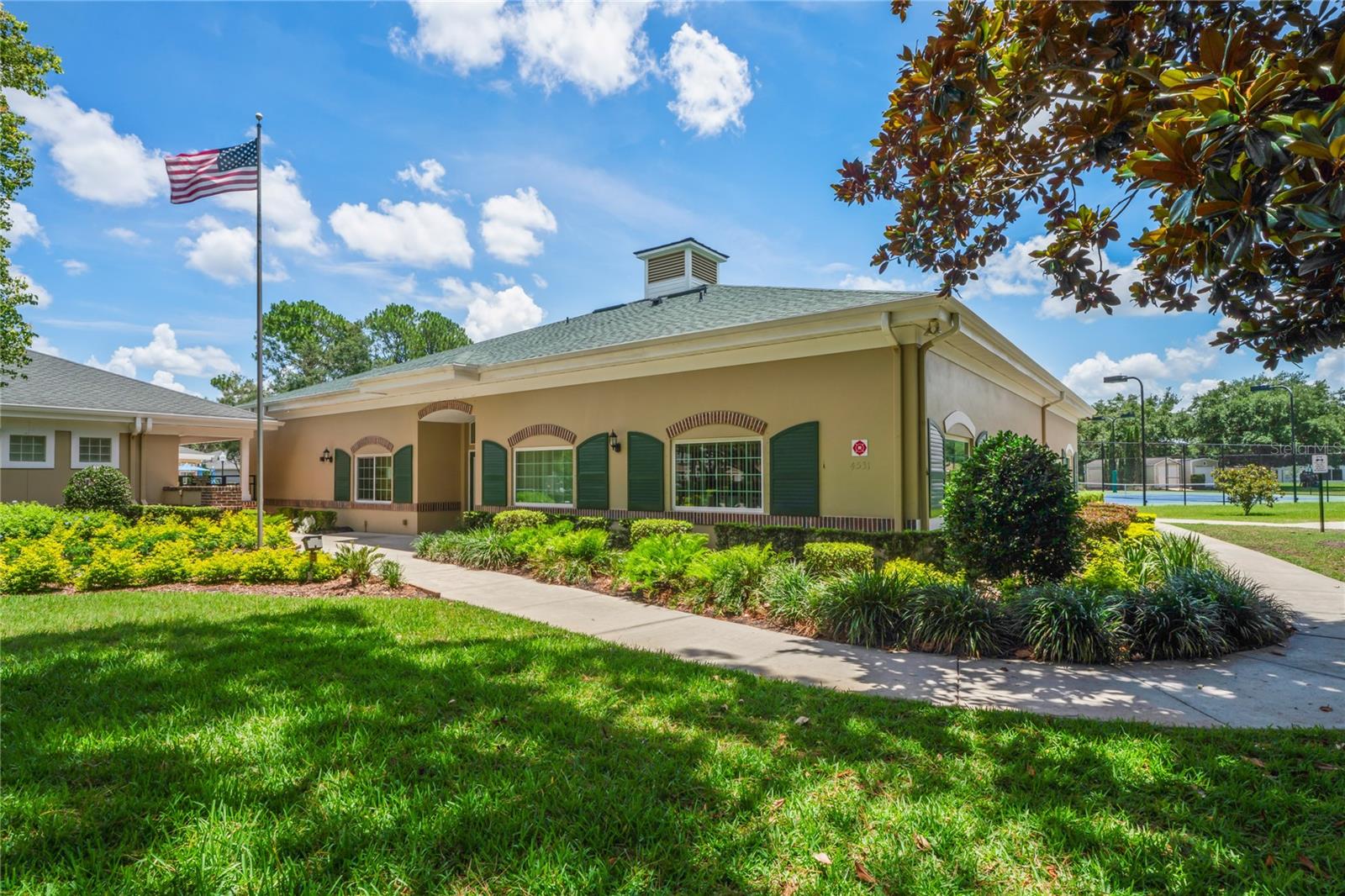 SILVERTHORN - Residential