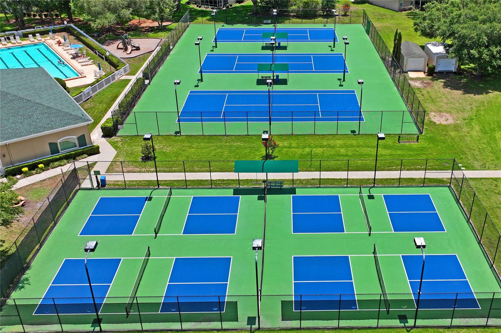 SILVERTHORN - Residential