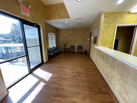 Tiny photo for 601 E Dixie Avenue #101, Leesburg, FL 34748 (MLS # G5091886)