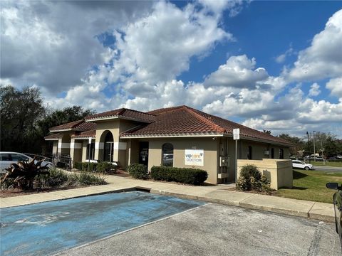 Tiny photo for 601 E Dixie Avenue #101, Leesburg, FL 34748 (MLS # G5091886)